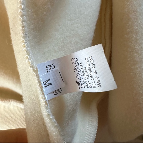 Protect your inner g • watch your back • crème & black jacket - Picture 6 of 6